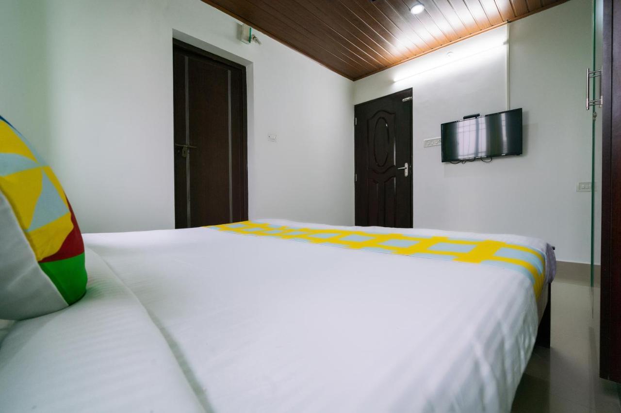 Oyo Home 49697 Aj Apartments Kochi Екстер'єр фото