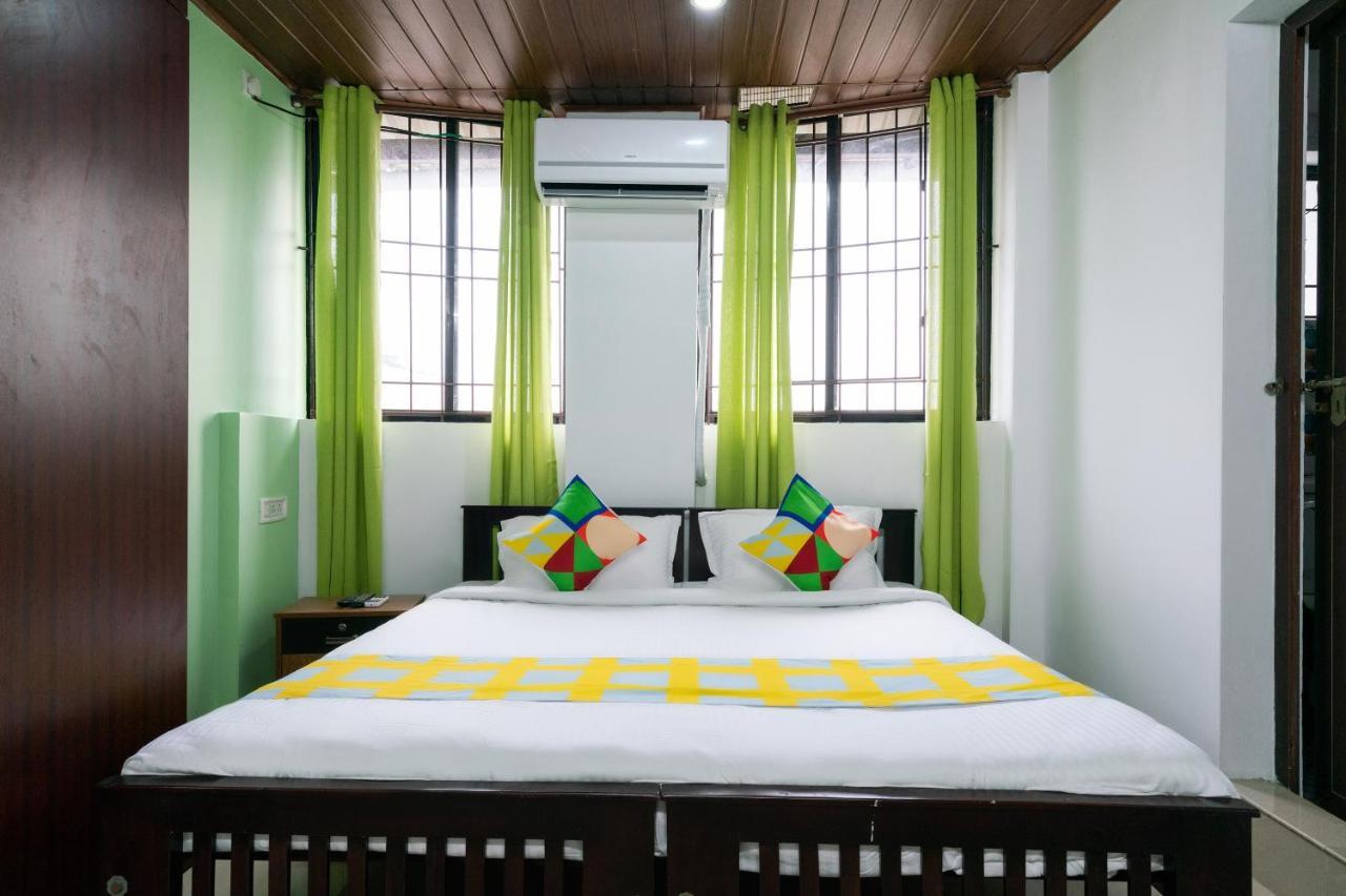Oyo Home 49697 Aj Apartments Kochi Екстер'єр фото