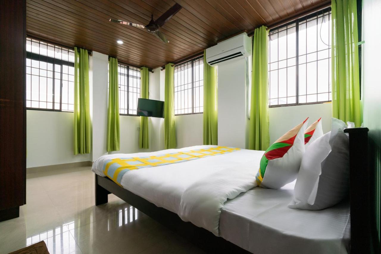 Oyo Home 49697 Aj Apartments Kochi Екстер'єр фото
